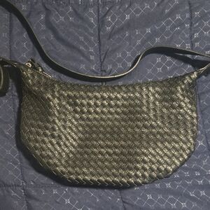 Elegant Black Woven Women's Bag